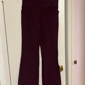 Athleta Women's Burgundy purple stash ribbed flared legs pants
